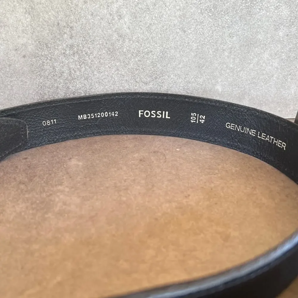 FOSSIL Classic Mens genuine smooth leather belt size 42 black casual business